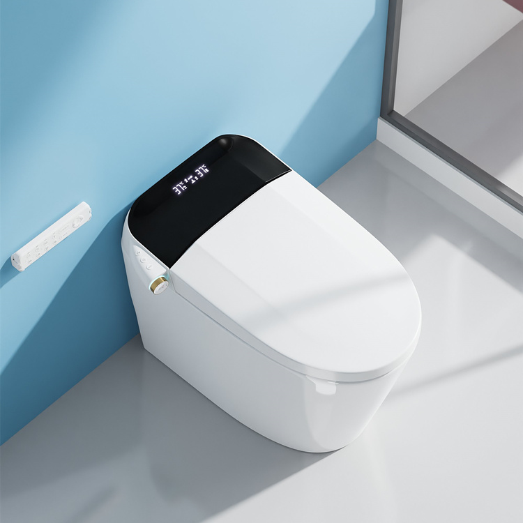 家庭装飾浴室スマート電子自動洗浄センサー付き水洗トイレ - Home Bathroom Toilet のレビューと価格